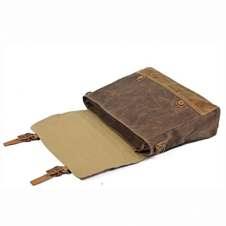 Waxed canvas shoulder bag | MOKALO