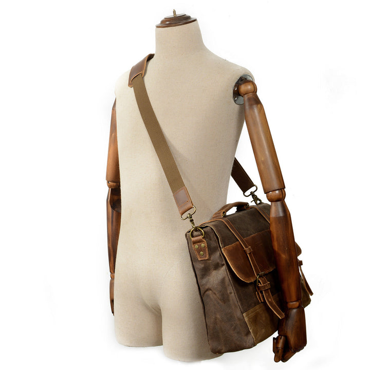 Waxed canvas shoulder bag | MOKALO